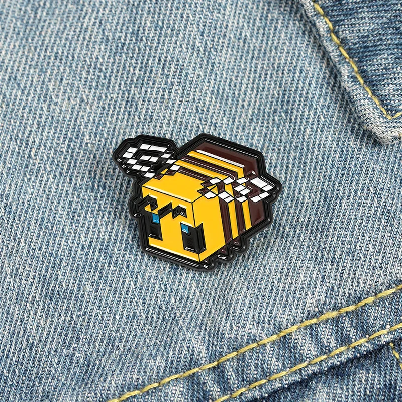 

Nostalgic Game Pins Solid Geometry Game Pins Backpack Clothing Accessories Alloy Enamel Lapel Pins Brooches Badge
