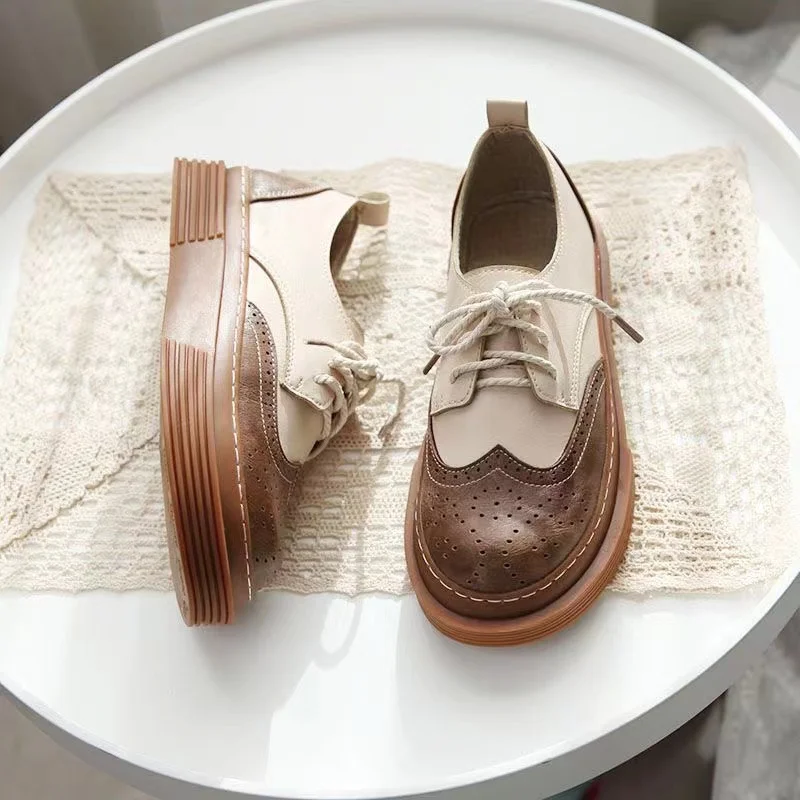 Spring and Autumn New Brogue British Style Carved Leather Shoes Colored Large Head Casual Shoes Professional and Trusted Brand