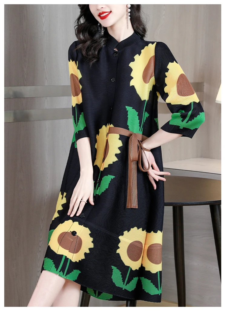 2023 New Spring Summer New Pleated Print Dress High End Covering Belly Show Slim Silk Smooth Women Dress