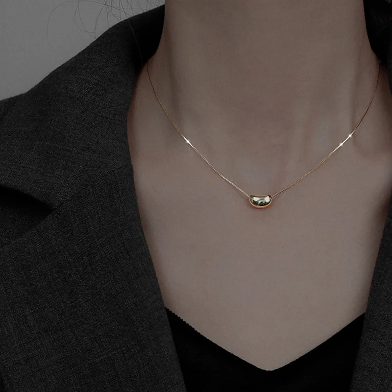 

Titanium steel chain necklace Korean jequirity pendant clavicle web celebrity contracted temperament choker cold