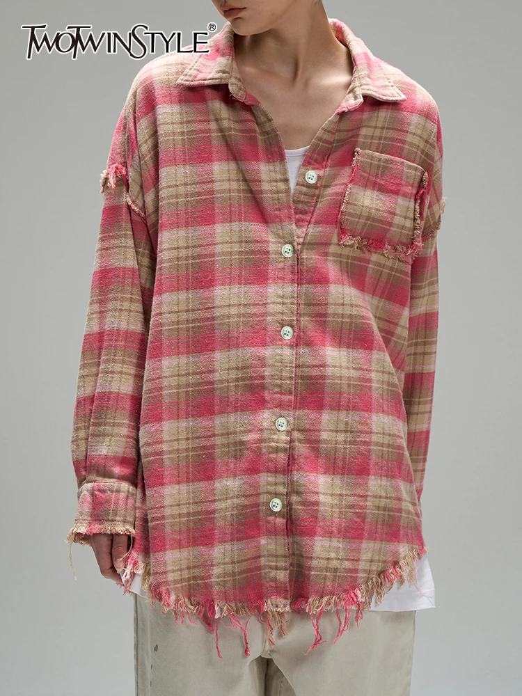 

TWOTWINSTYLE Hit Color Plaid Blouses For Women Lapel Long Sleeve Spliced Single Breasted Shirt Female Fashion Clothing 2023 New