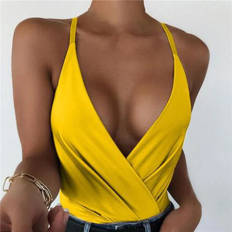 

Women Solid Color Sling Tops Hollow Out Criss-Cross Sleeveless Mature Vests Deep V-Neck Sexy Simple Tank Vest Summer 2022