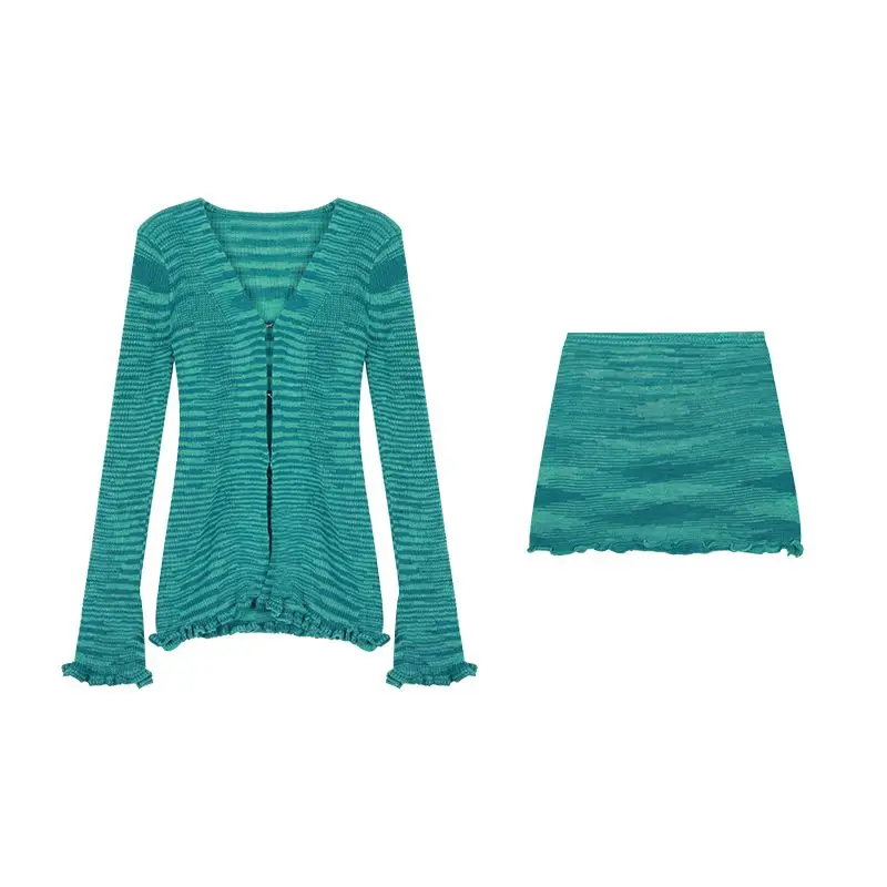Женский комплект из двух предметов зеленый полосатый трикотажный кардиган с