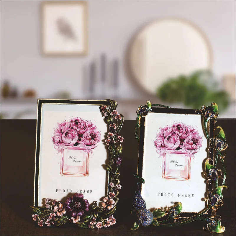 

European-Style Metal Peacock Enamel Handicrafts Home Decoration Photo Frame