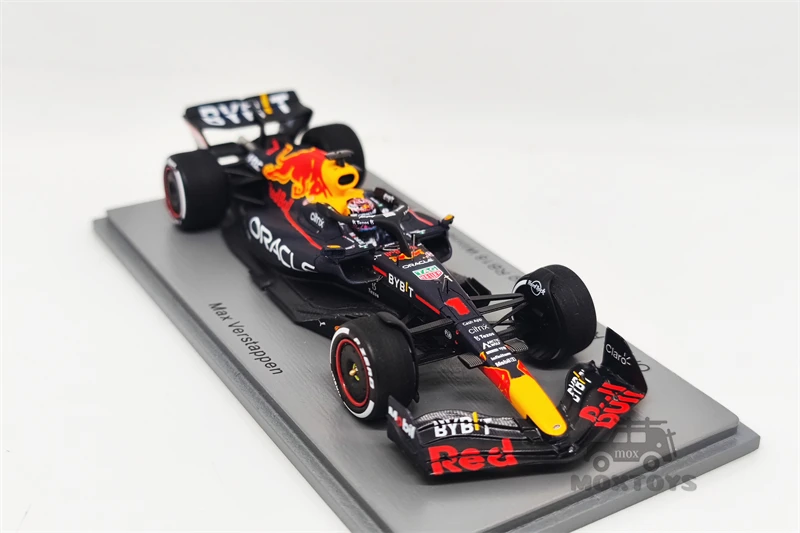 Модель автомобиля Spark 1: 1 F1 2022 модель модели 2011: 2011