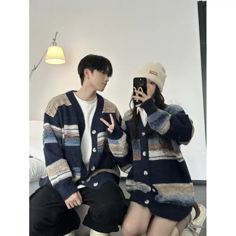 Осень-зима 2023 нишевый дизайн в парном стиле чувственный вязаный кардиган с