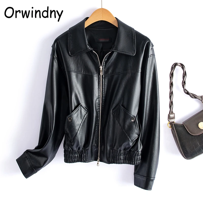 Женская куртка из искусственной кожи на молнии однотонная весенне-осенняя в