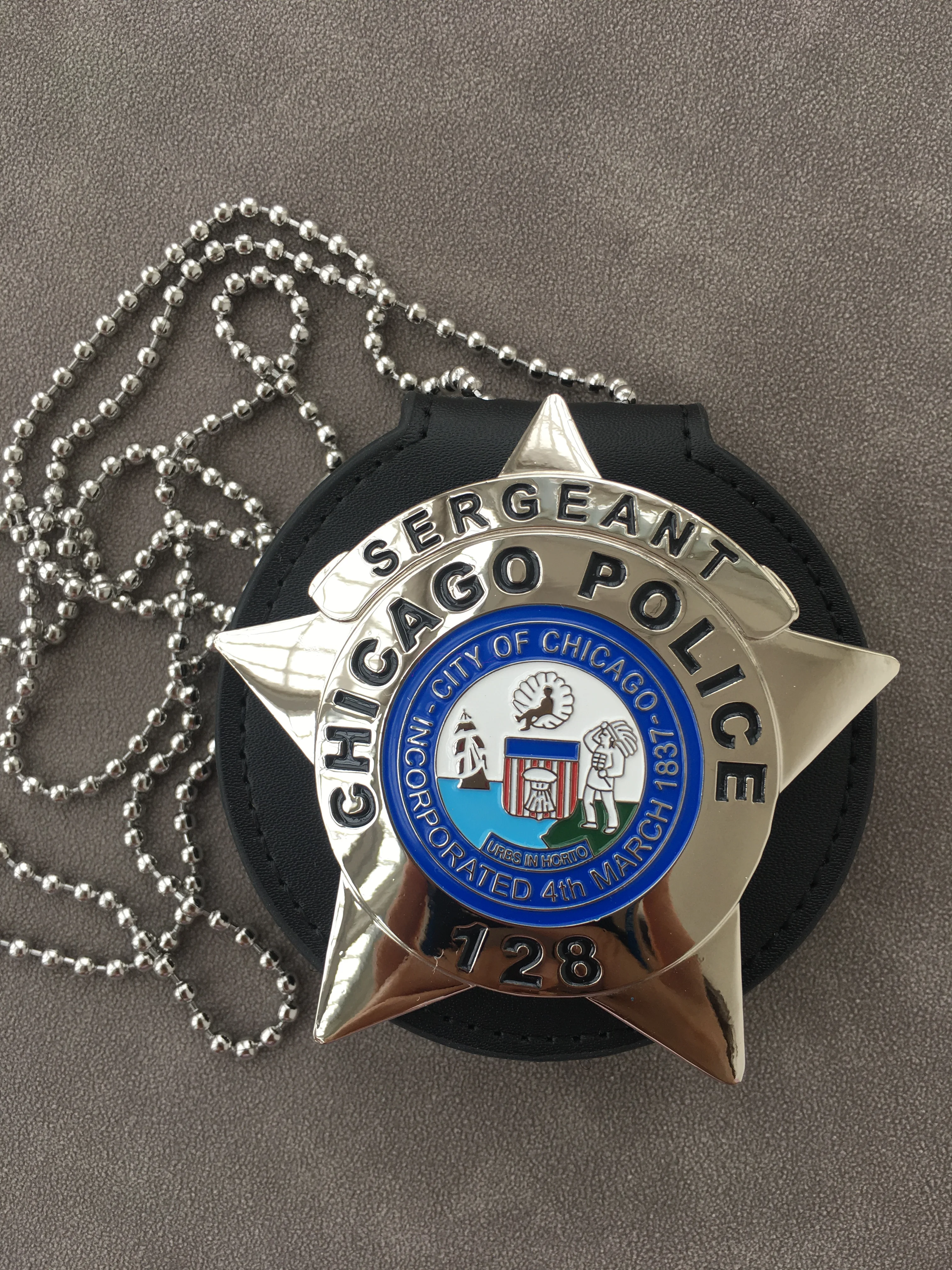 

U.S. CHICAGO Detective Badge NO.128 Cosplay Movie Prop Role Play Halloween Gift