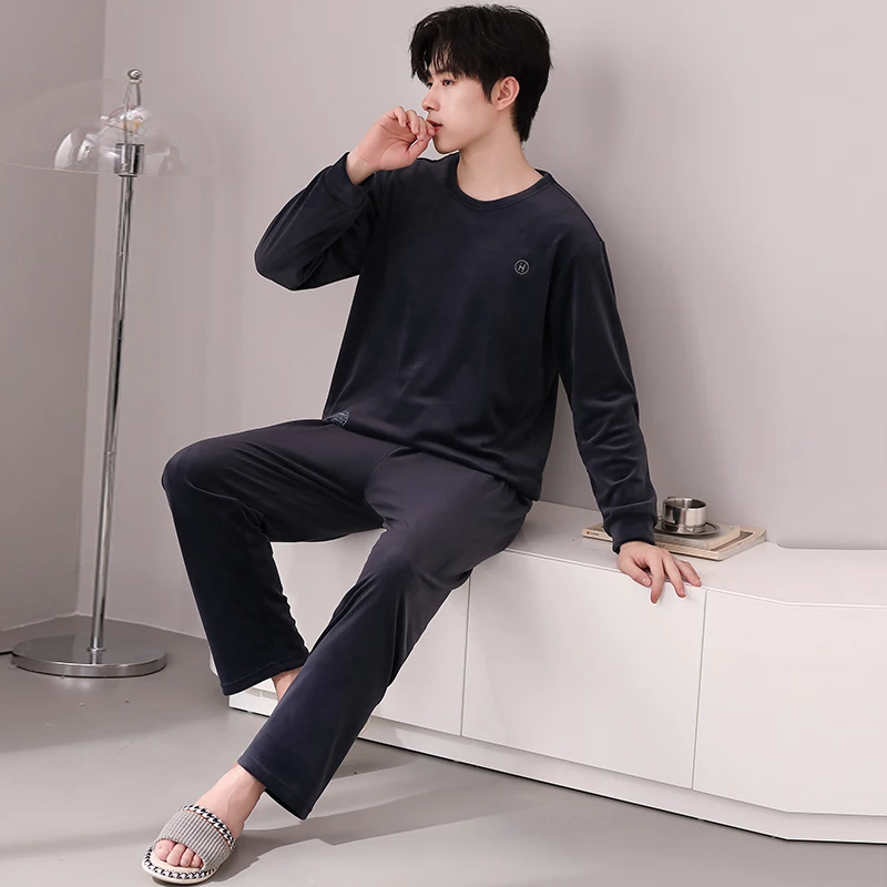 Мужские пижамы на осень и зиму бархатные большие размеры утолщенные 2024 новый