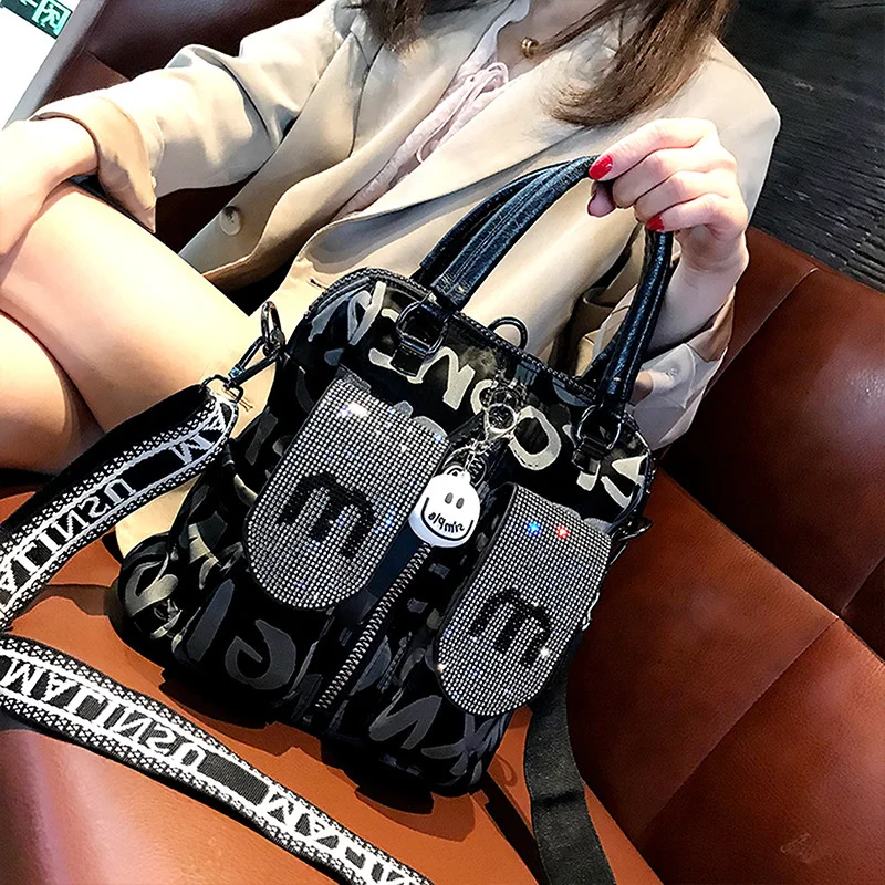 

Women Leather Handbags Vintage Female Shoulder Bag Fashion Diamond Design Travel Backpack Mochilas School Bags For Teenage Girls