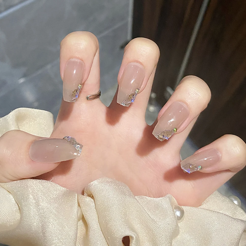 

24 шт., накладные ногти с бриллиантом