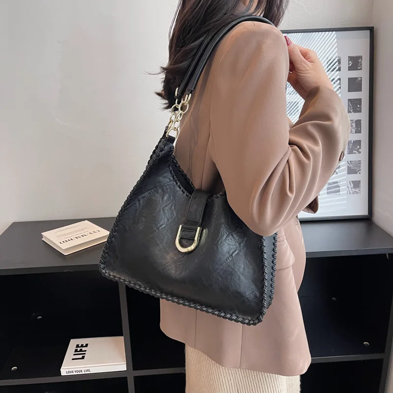 

2023 New Trend Vintage Shoulder Side Bags for Women 2023 New In PU Leather in Trend Solid Color Designer Bags Saddle Handbag