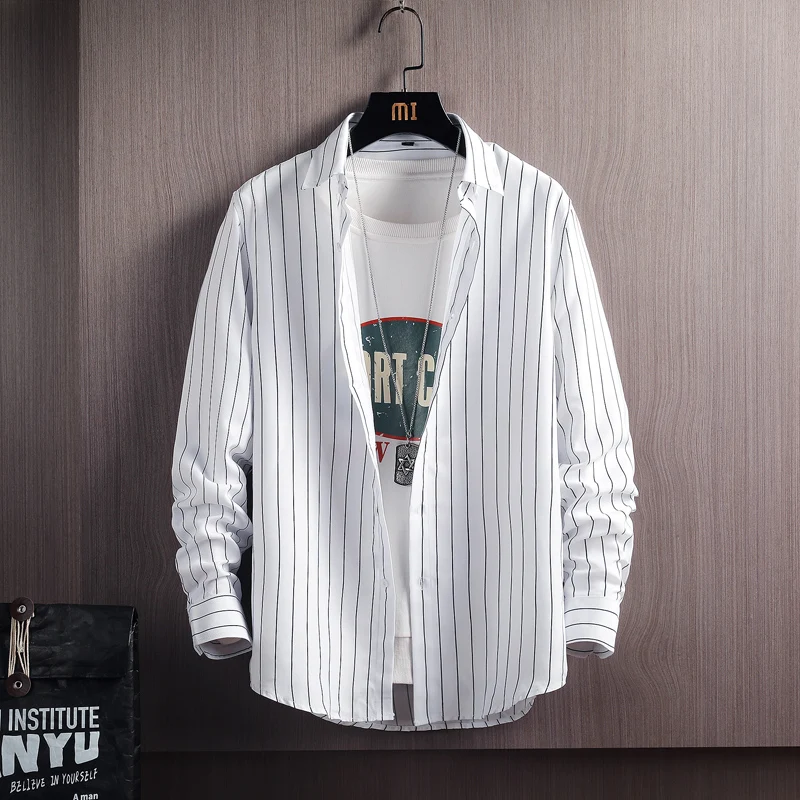

Youth striped shirt men's long sleeved Korean fashion handsome shirt junior high school students' spring casual coat
