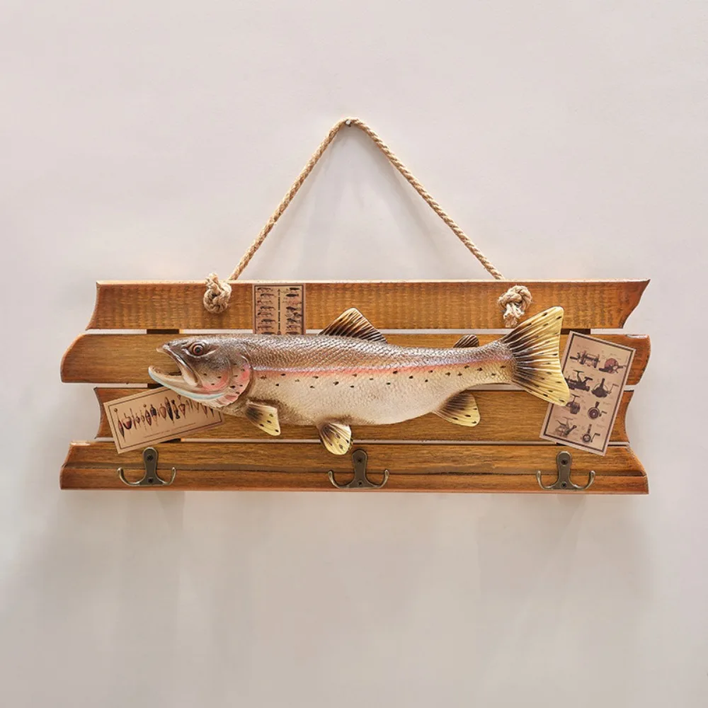 

Деревянная настенная подвеска рыба