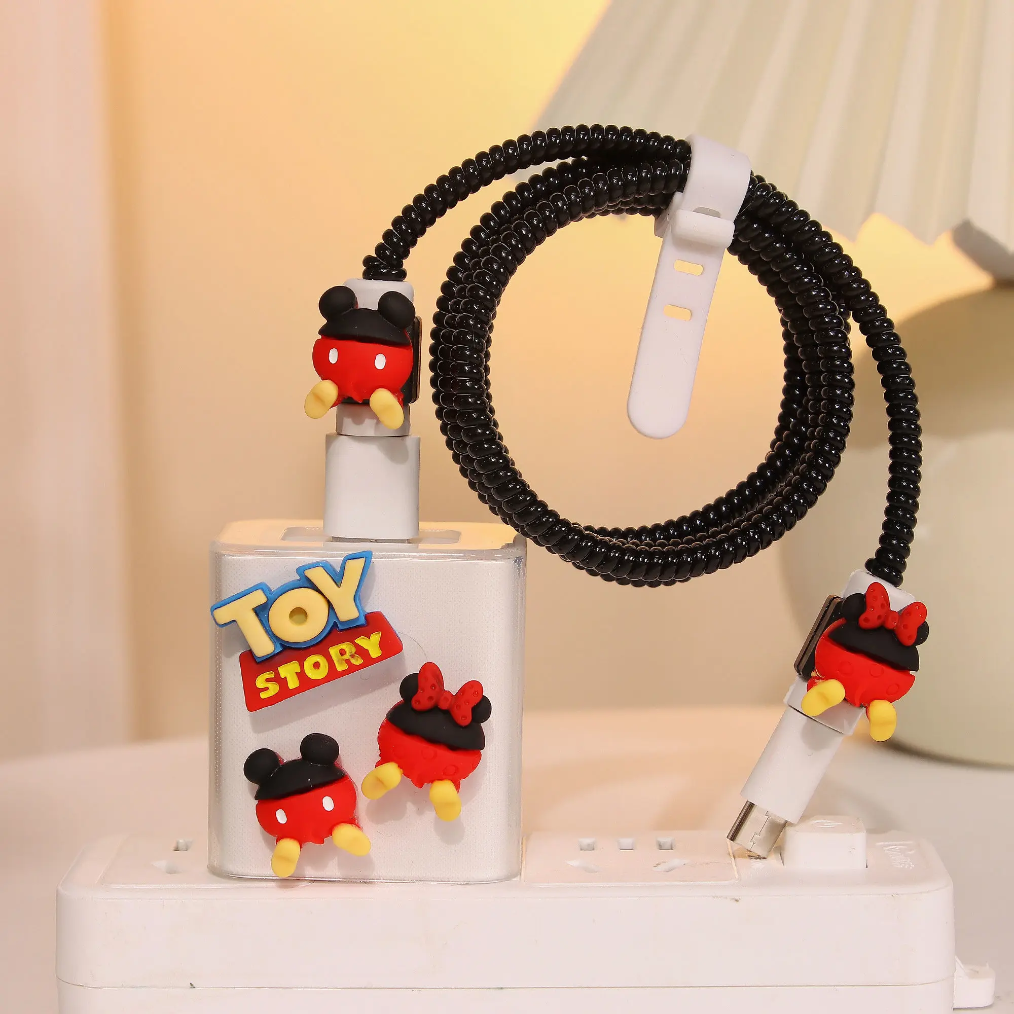 

Disney Minnie Tigger Data Cable Protector Data Cable Winder for Huawei 40W Charger Head mate40/30pro/nova8/7