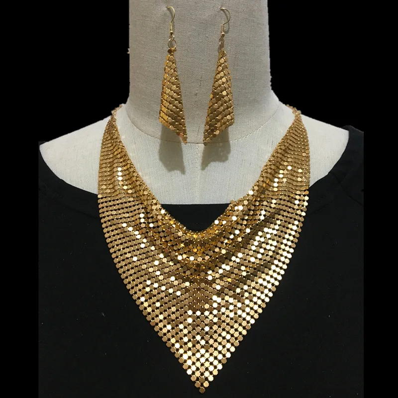 

Punk Aluminium Alloy Sequins Triangle Scarf Choker Necklace and Earring Statement Gradient Neckband for Women Fashion Jewelry