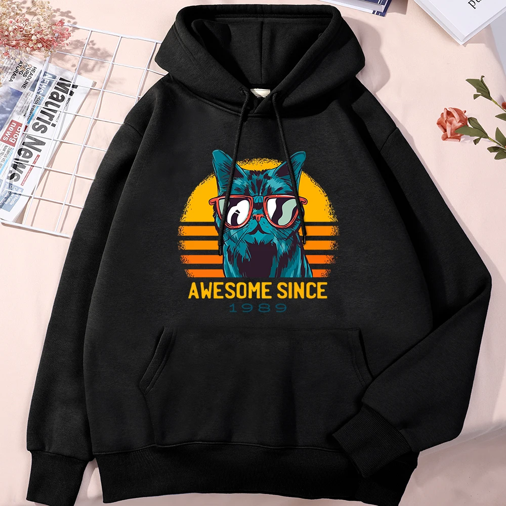 

Awesome Since 1989 Sunset Background Sunglasses Cool Cat Mens Hoodie Street Casual Hooded Weathirt Man Clothes Fashion Street