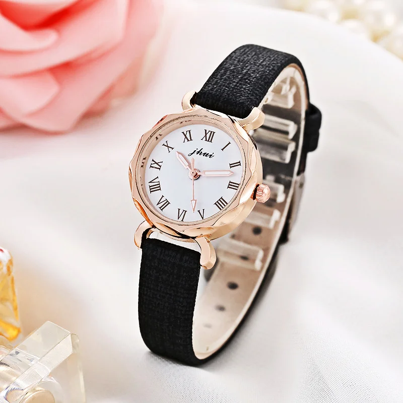 New Women's Spring Fashion Hundred Simple Small Watch Female Students Roman Face Casual Quartz Dial Diamond-shaped College Wind