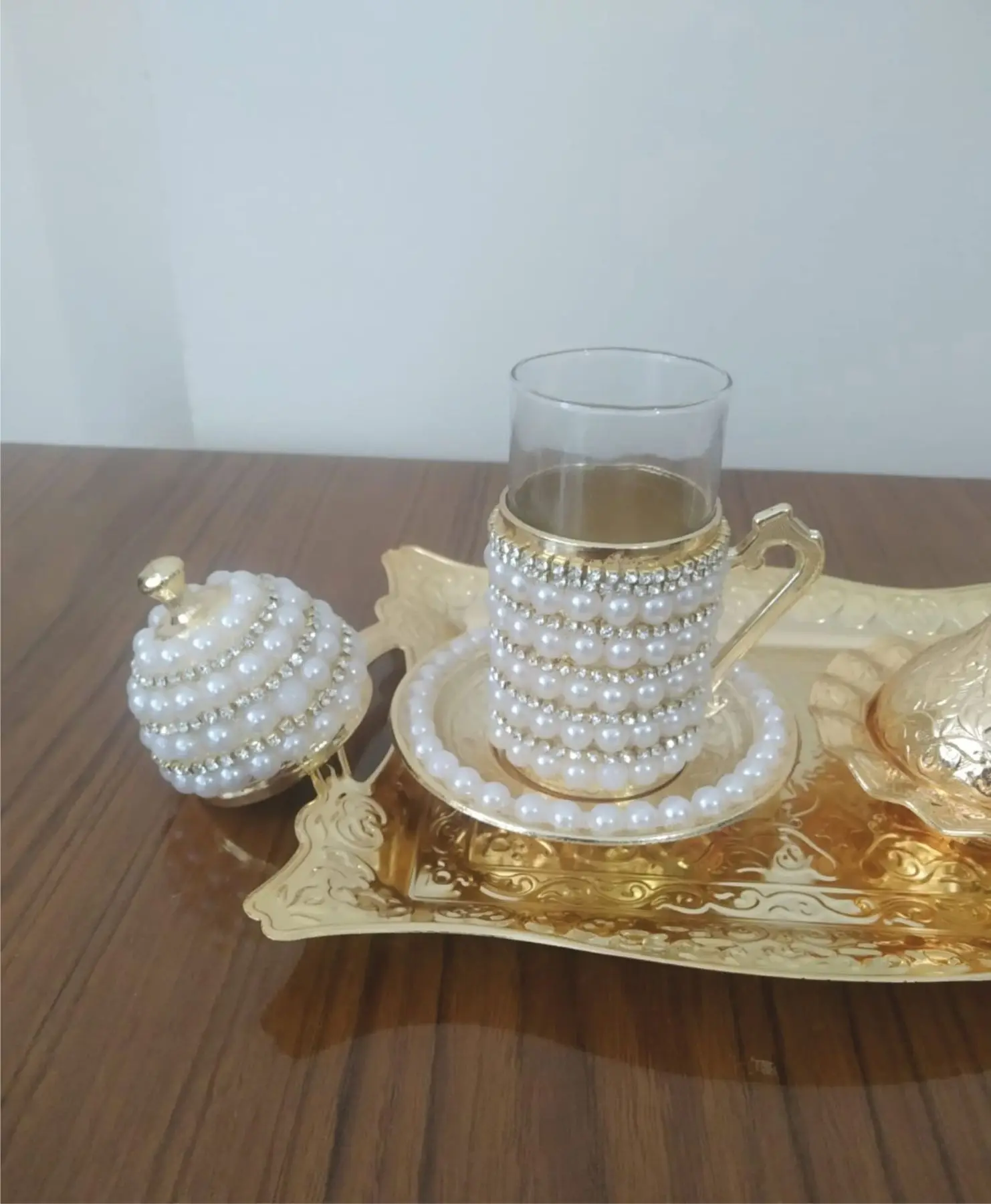 

8 pcs Tray Coffee Cup Sugar Bowl 2 Different Colors Gold Silver coffe tea holder capsule holder cup set pots turkish Ottoman