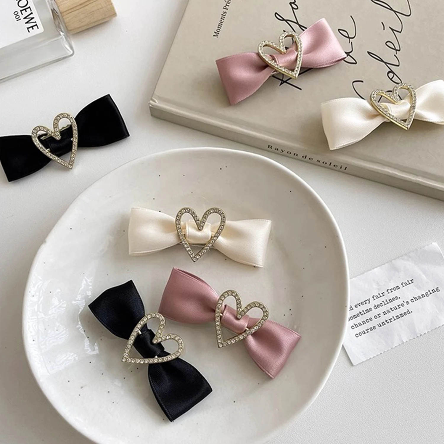 

Sweet Girls Vintage Bowknot Duckbilled Hairpin Artificial Crystal Love Hair Clip Black Beige Barrette Hair Accessories For Women