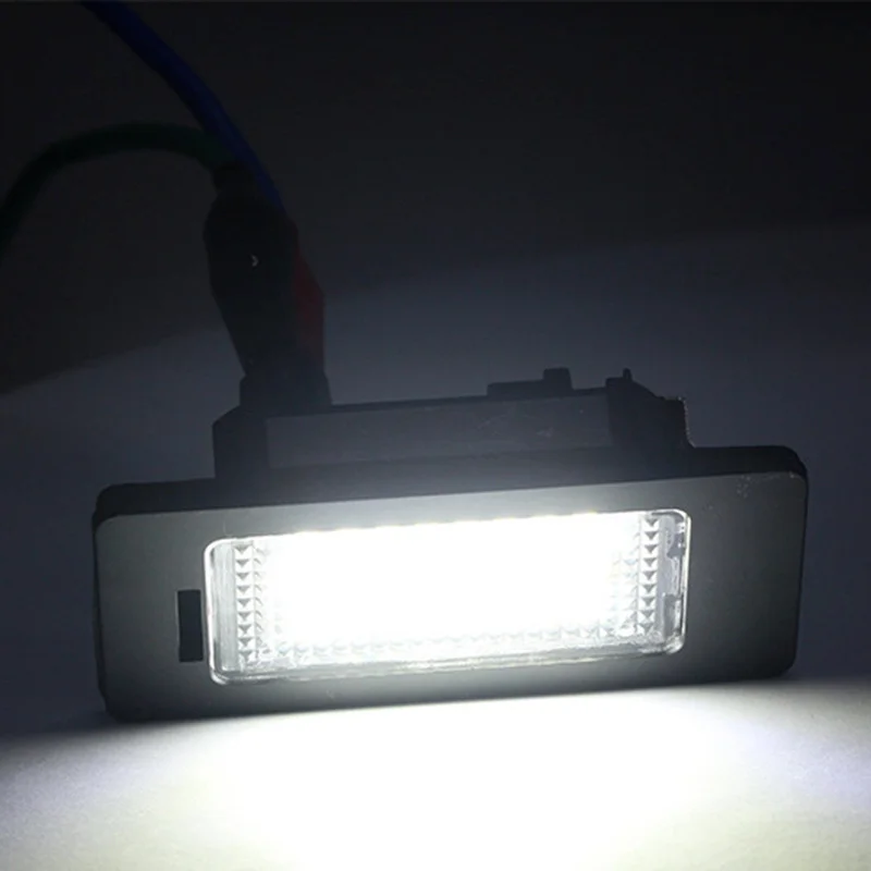 

2Pcs Led Light Canbus License Plate White Lamp for BMW 5 Series 3 Series E39 E60 E61 E70 E71 E72 E82 E88 E90 E92 E93 M3 X5