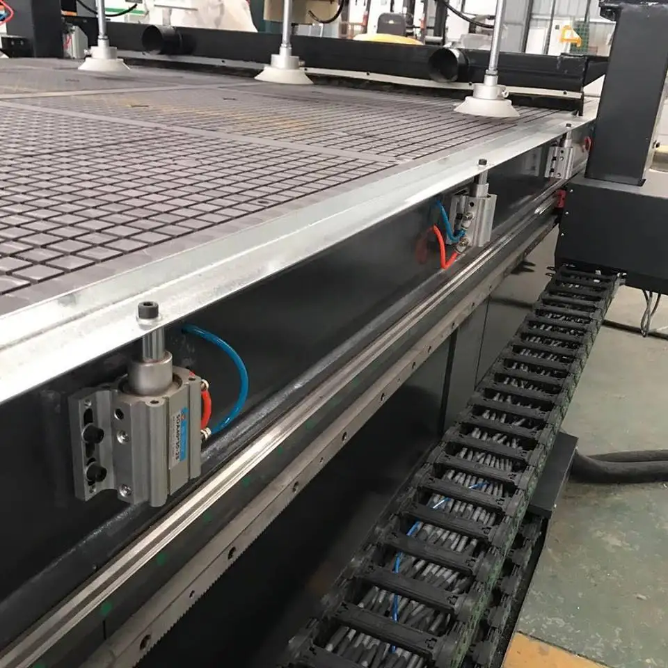 China Forsun Furniture cabinet full automatic Loading And Unloading best price cnc router nesting for panel wood |