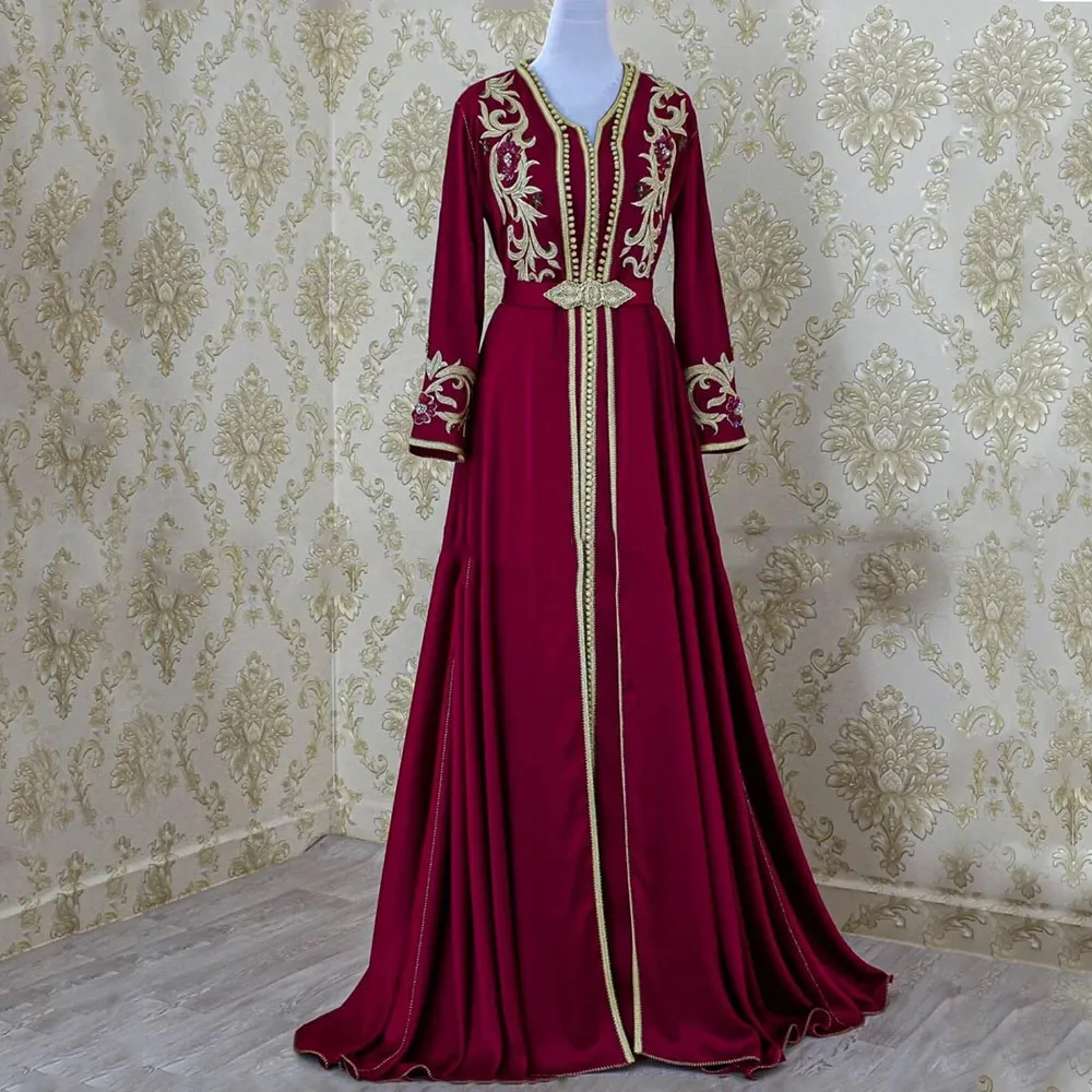 

Red Belt Evening Dress For Women V-Neck Full Sleeves Gold Applique Party Gown Front Split A-Line Sweep Train Robes De Soirée