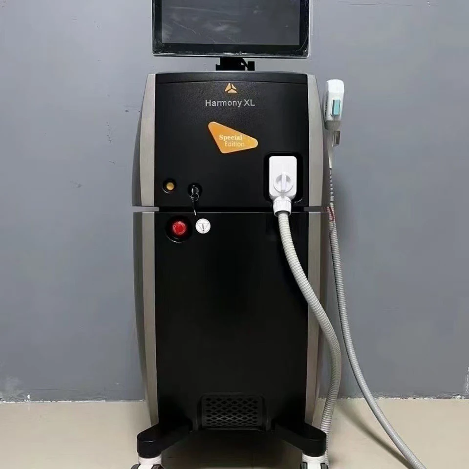 Фото Аппарат для отбеливания и омоложения Black Gold, специально разработанный для салонов красоты, для осветления тона кожи и уменьшения несовершенств. №4