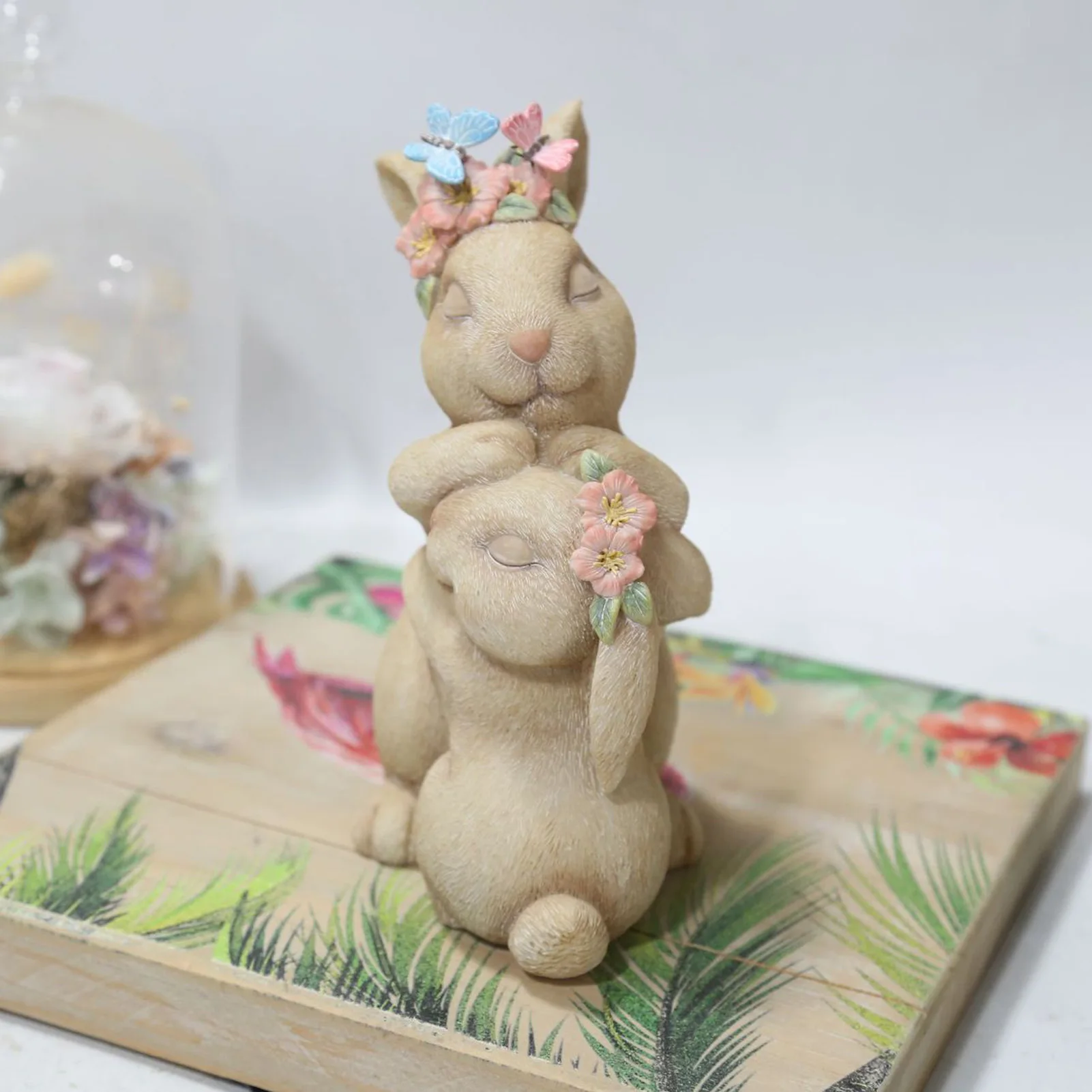 

Easter Bunny Resin Crafts Rabbit Decor Desktop Decoration Rabbit Hugging Figurine Garden Decorations Easter Statue
