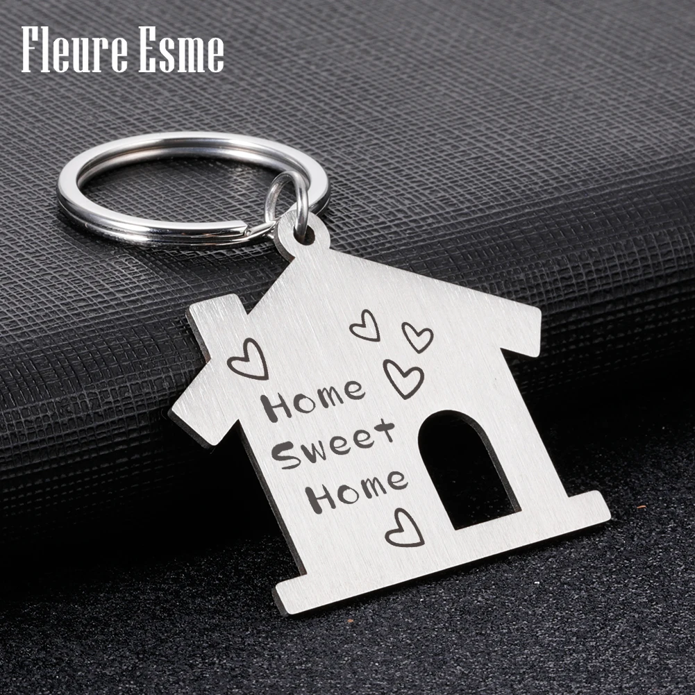 

140PC Keychain Personalized Cartoon House Free Customization Couple Loves Anniversary Key Chain Car Unisex Christmas Jewelry