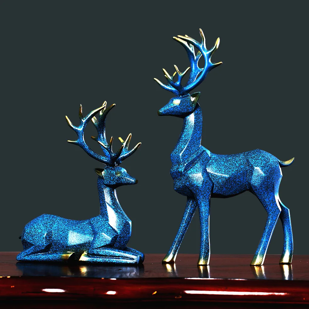 

2 Piece Of Nordic Style Elk Sculpture Reindeer Statue Resin Ornament Family Living Room Desktop Decor Home Furnishing Decoration