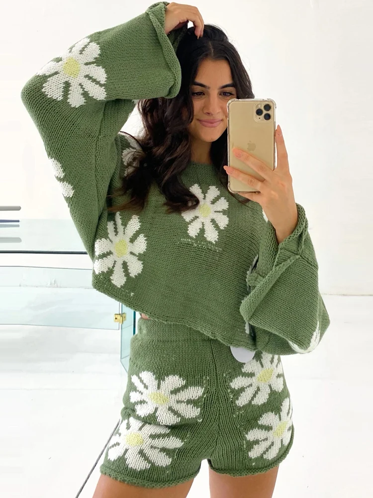 

Taruxy Two Piece Sets Womens Outifits Autumn Long Sleeve Sweater Tops And Shorts Set Femme High Street Loose Shorts Tracksuit