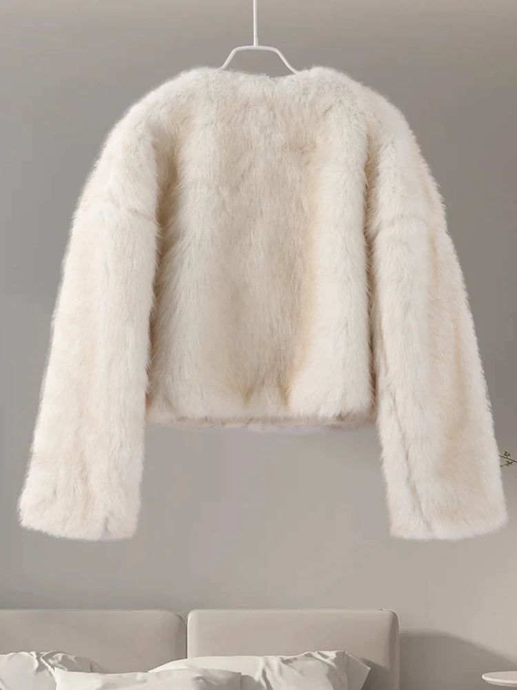 Женская короткая шуба из искусственного меха