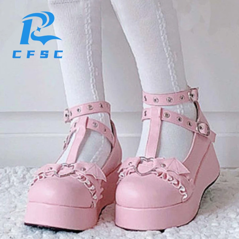 

Женские розовые туфли в стиле "Лолита" на массивной платформе с Т-образным ремешком, милая обувь на танкетке с пряжкой в форме сердца, Женска...