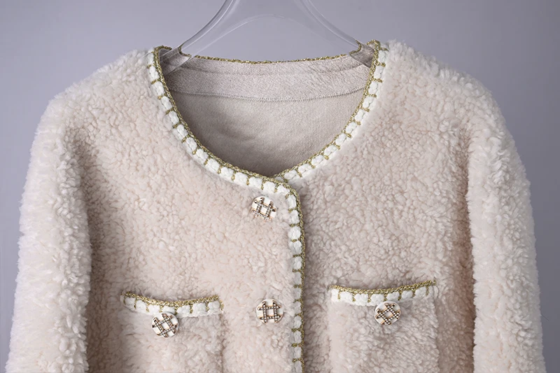 2023 Women Winter Fashion Sheep Shearing Jackets Female Short Round Neck Outerwear Ladies Genuine Wool Fur Warm Coats R362