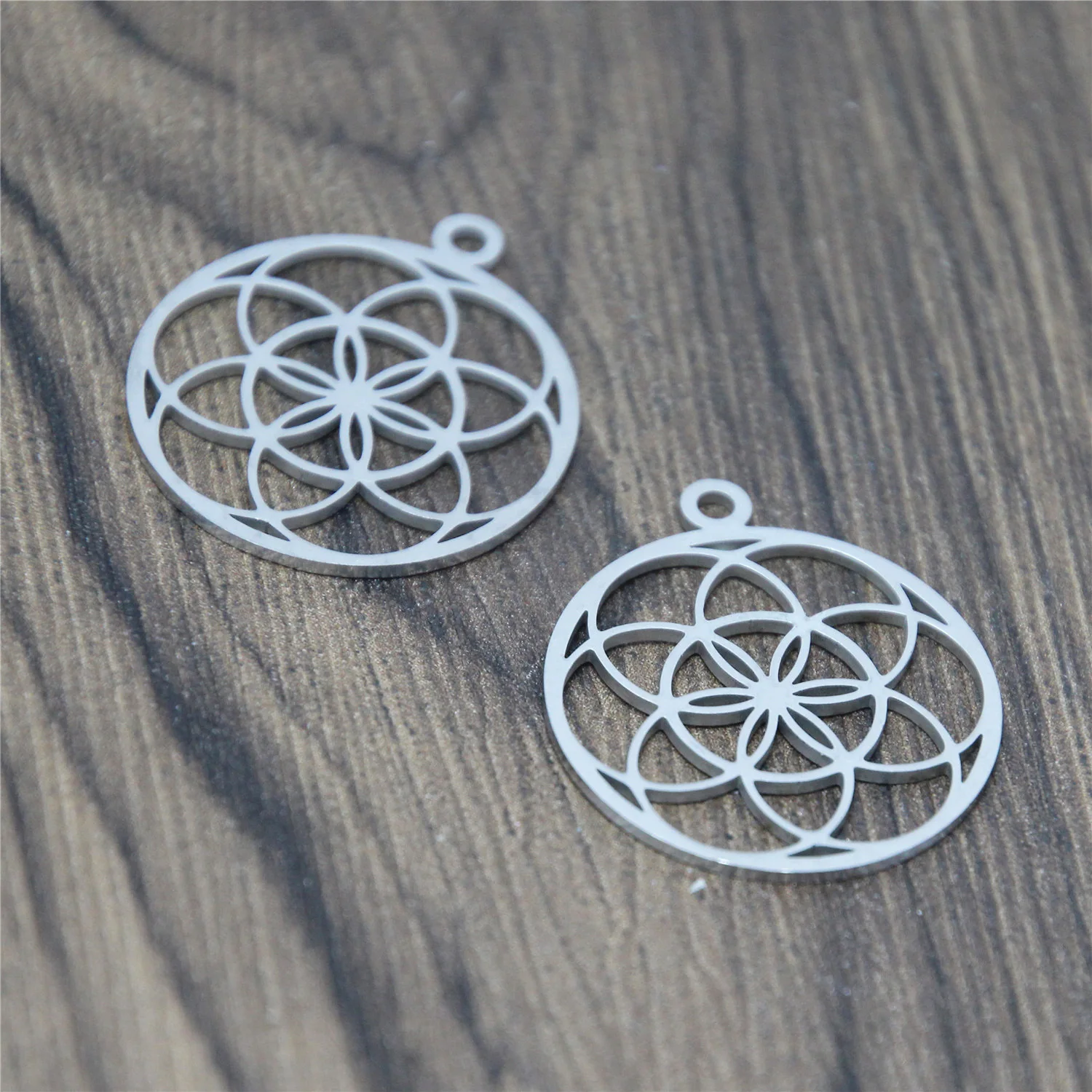 

5pcs/lot Fibonacci Seed of Life charm Flower of Life Logo Emblem Amulet Talisman Stainless steel Charm pendant 28x25mm