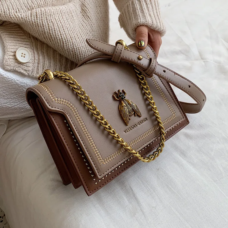 

2023 Роскошная Брендовая женская сумка в стиле ретро с Пчелкой, женская сумка на плечо, простая Высококачественная кожаная дизайнерская сумк...
