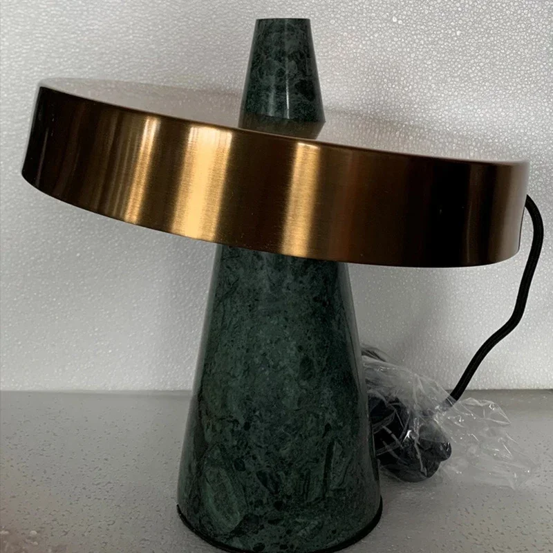 Настольная лампа для гостиной в скандинавском стиле ДИЗАЙНЫ простая