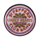 Эмалированная булавка с логотипом группы The Beatleees SGT с изображением одиноких сердец x Club