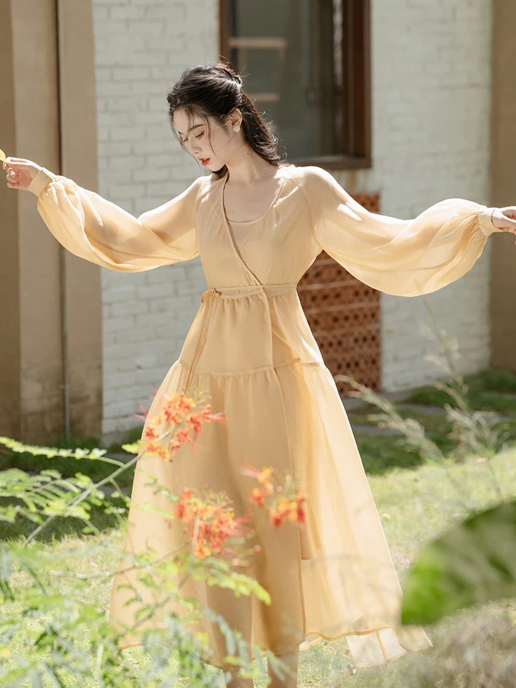 

Gentle Wind Fairy 2 Piece Set Female Crew Neck Simple Slip Dress+Lantern Sleeve V-neck Loose Lace-up Dresses Retro Casual Women