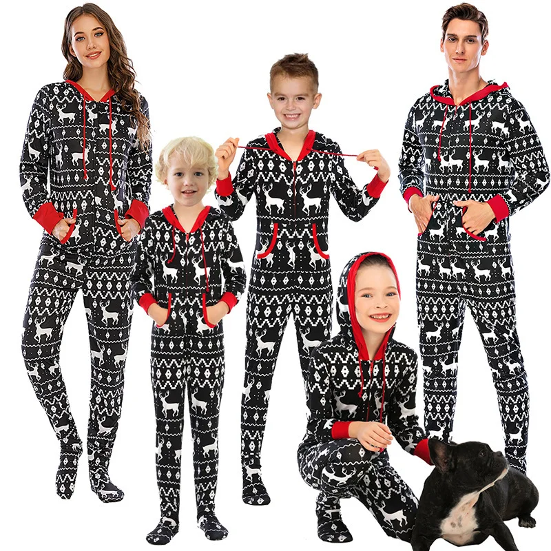 

Семейные одинаковые пижамы с капюшоном, комбинезон с принтом снежинок, на молнии, Рождественская домашняя одежда для родителей, пижама, оде...