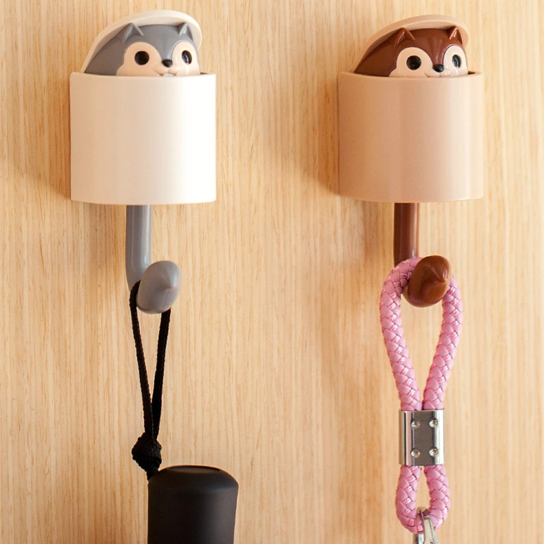 

Creative Cartoon Squirrel Hook Door Strong Adhesive Wall Mount No Punching on Walls Coat Rack Household Key Hangers Sticky Hook