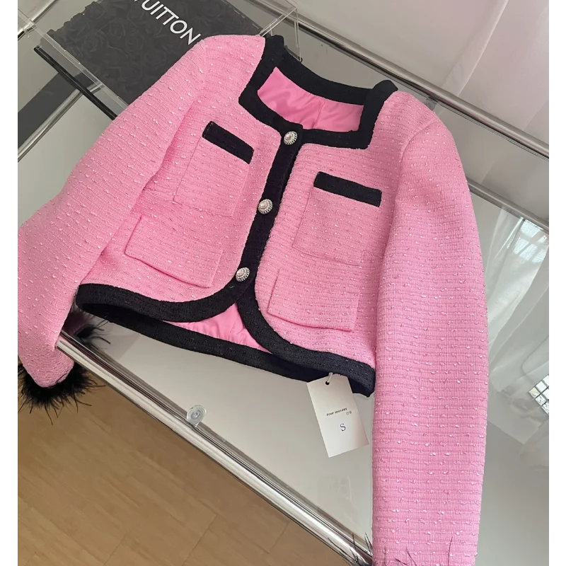 Рисунок 3 - Женская твидовая куртка с длинным рукавом