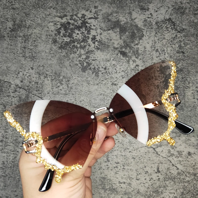 Butterfly Diamond Luxury Brand Designer Sunglasses Trendy Fashion Rimless Crystal Sun Glasses Bling Diamond Eyewear 4