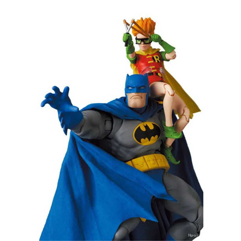

Оригинальные игрушки Mafex Dc Comics: Бэтмен Блю вер. & Robin (возвращается Темный рыцарь), экшн-фигурка 6 дюймов, Коллекционная модель, игрушка, подаро...