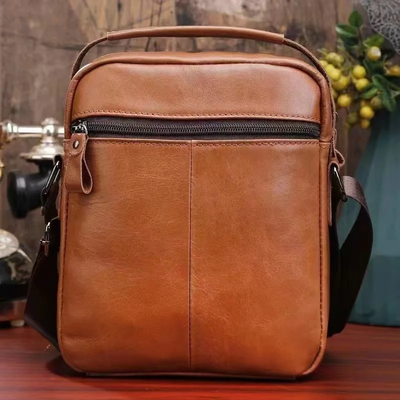New Luxury Men Genuine Leather Shoulder Messenger Bag Retro Cowhide Crossbody Bag Casual Phone Bag For Male