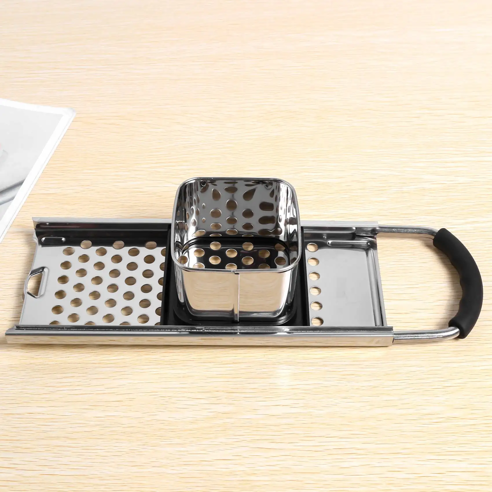 Спаetzle Maker из нержавеющей стали с удобной резиновой ручкой для лапши пельменей