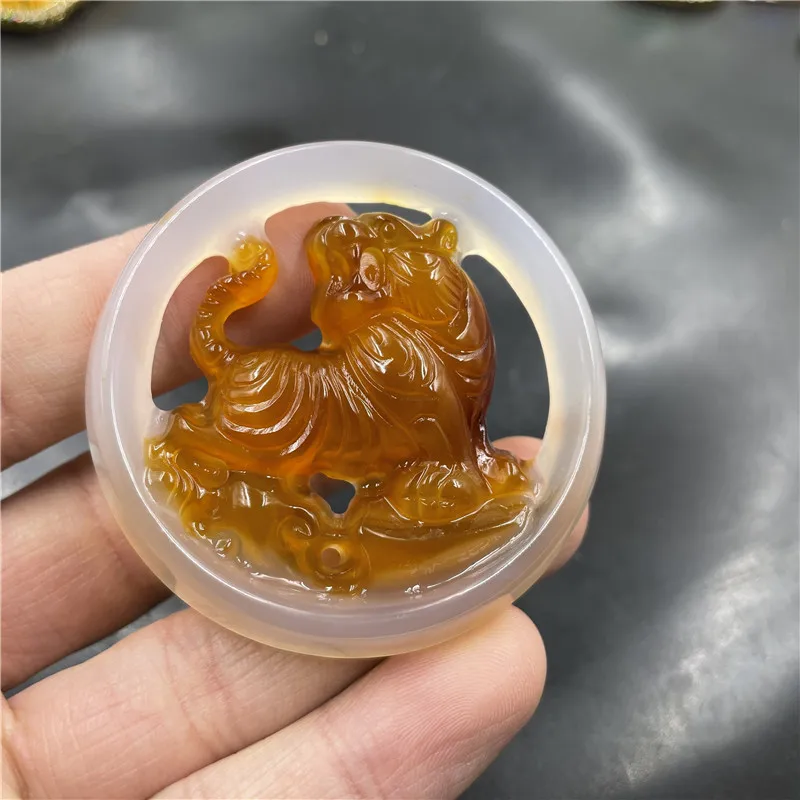 Дешевый нефритовый Подвеска из халцедона агата китайского знака зодиака тигра