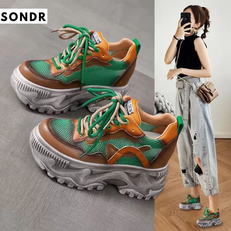 

Summer 2022 new retro ultra light net surface casual shoes thick soles inside high women's shoes