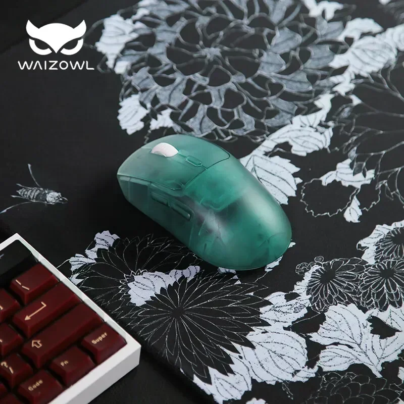 Фото Беспроводная мышь Waizowl OGM Pro, эргономичный дизайн, легкий трехрежимный PAW3395, аксессуары для ноутбуков, игровая мышь с длительным сроком службы батареи №2